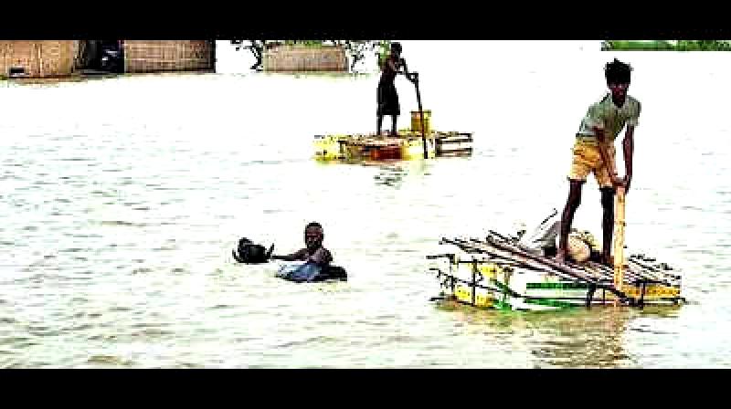 Flood risk in 14 districts of Bihar: Record discharge at Kosi and Gandak barrages