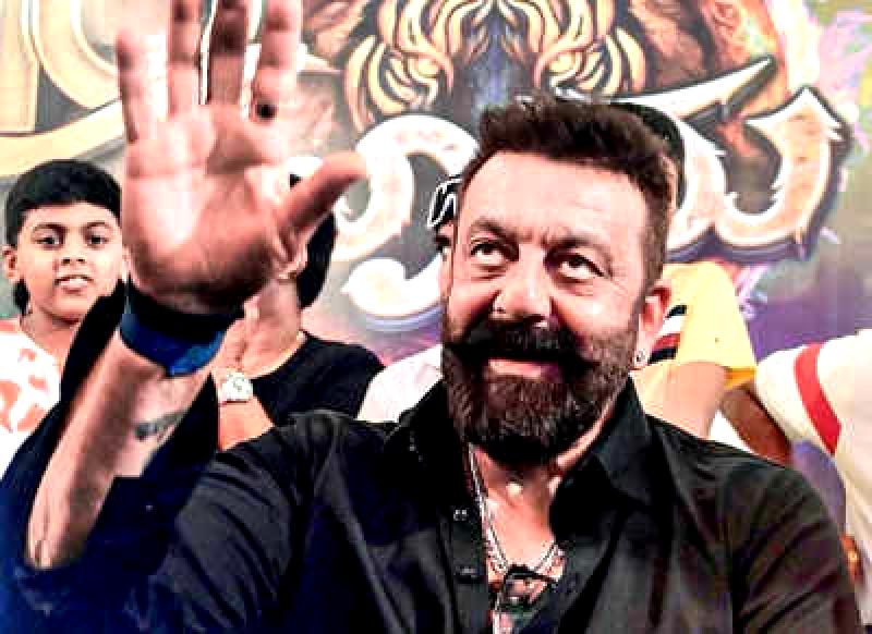 I had a great time watching Sanjay Dutt perform a tiger dance.